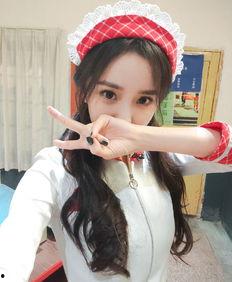 双马尾吃瓜的人,揭秘网络红人的趣味人生